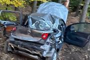 Śmiertelny wypadek w Zagwiździu. Nie żyje 17 i 18-latek