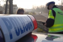 Policja wraca w krzaki