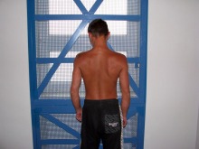 Policjant po służbie schwytał złodziei