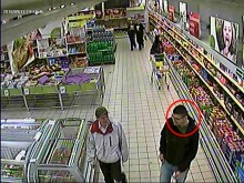 Policjanci szukają sprawcy wypadku drogowego