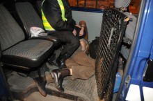 Pijany 48-latek skosił znaki i uciekał