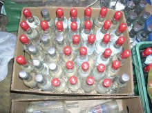 Przestępcy produkowali spirytus z rozpuszczalnika