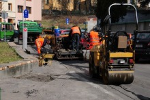 Ruszyło wiosenne łatanie dziur w drogach