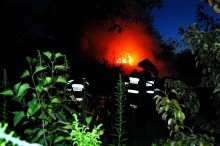 Pożar na terenie ogródków działkowych