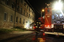 Pożar w Brzegu, ponad 30 osób zostało bez dachu nad głową