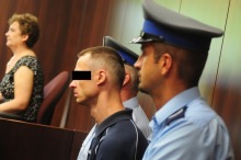 Miał wielokrotnie zgwałcić 10-latkę, dziś stanął przed sądem