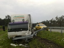 Kierowca ciężarówki zasnął za kółkiem