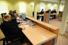 47 oskarżonych. Do sądu przyszło tylko kilku