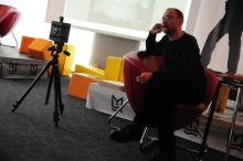 Jak zrobić zdjęcie puszką po piwie?