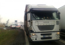 Rowerzystka wjechała pod koła ciężarówki, zginęła na miejscu