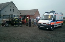 Prasa wciągnęła rolnikowi rękę