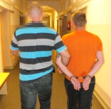 Narkotyki warte 80 tysięcy złotych trzymał w słoiku