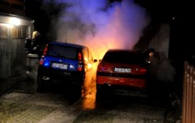 Dwa samochody spłonęły w nocy w Opolu