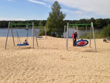 Zmienia się otoczenie Jeziora Średniego w Turawie