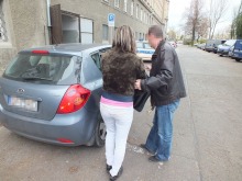 Umówił się na randkę, został pobity i okradziony