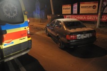 Nietrzeźwa kierująca wjechała w latarnię