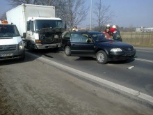 Trzy samochody zderzyły się na ul. Strzeleckiej