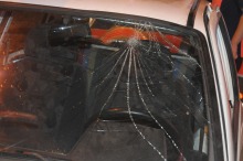 Jechał za szybko i uderzył w sygnalizator