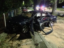 Renault wypadło z drogi na ul. Nysy Łużyckiej