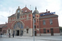 Drzwi na dworcu nadal krytykowane. PKP: Poszliśmy na kompromis