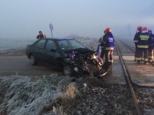 Zderzenie we mgle. Kierowca wjechał w szynobus.