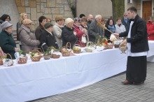 Dziś Wielka Sobota. Święcimy wielkanocne pokarmy.