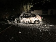 W nocy w centrum Opola spłonęło auto