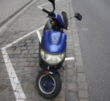 Motorowerzysta z 4 promilami wjechał w samochód