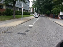 Kończy się malowanie nowych oznaczeń miejsc parkingowych