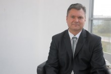 Jacek Krzysztoń: Papierowe samoloty to bardzo fajna zabawa