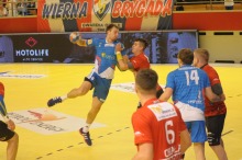  Gwardia Opole przegrała z Vive Tauronem Kielce 28:37.