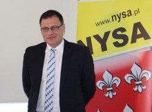 Więcej małżeństw, mniej długów. Tak działa nyski bon wychowawczy.