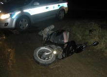 Pijany motorowerzysta zatrzymany w pościgu po kolizji