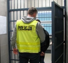 83-latek odpowie za posiadanie broni, amunicji i kłusownictwo