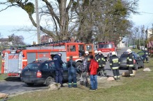Wjechał na skrzyżowanie na czerwonym świetle. Ranna ciężarna kobieta.