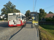 W Opolu stanęły kolejne wiaty przystankowe