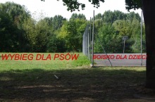 Wybiegu dla psów przy ulicy Łąkowej nie będzie? Mieszkańcy protestują.