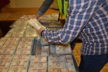 Zatrzymano zleceniodawcę podpaleń. Odpowie za kierowanie zbrojną grupą przestępczą.