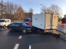 Wypadek na ul. Niemodlińskiej, jedna osoba ranna