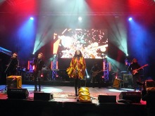 Opolanie wraz z Kayah przywitali na rynku rok 2017