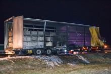 Nocny pożar naczepy na autostradzie A4