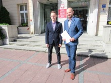 Radni PO: chcemy 1000 zł dla pierwszaków