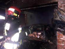 W Rozwadzy spłonął samochód osobowy 