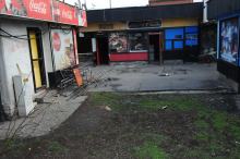 Runęły pamiętne czworaki przy dawnym PKS