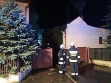 7 zastępów straży walczyło z pożarem stodoły w Dylakach