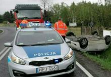 Dachowanie w Namysłowie. "Kierowca trzeźwy ale nierozważny"