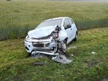 Niebezpieczny poranek na drogach. Zderzenie pojazdów w powiecie strzeleckim