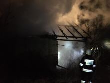 Pożar stodoły w powiecie nyskim. W akcji 7 zastępów straży