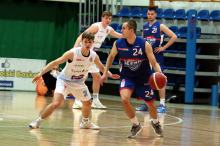 Pewne zwycięstwo Weegree na własnym parkiecie