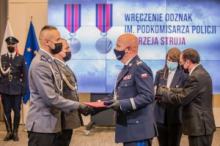 Policjanci z Kędzierzyna-Koźla wyróżnieni za poświęcenie dla ratowania życia